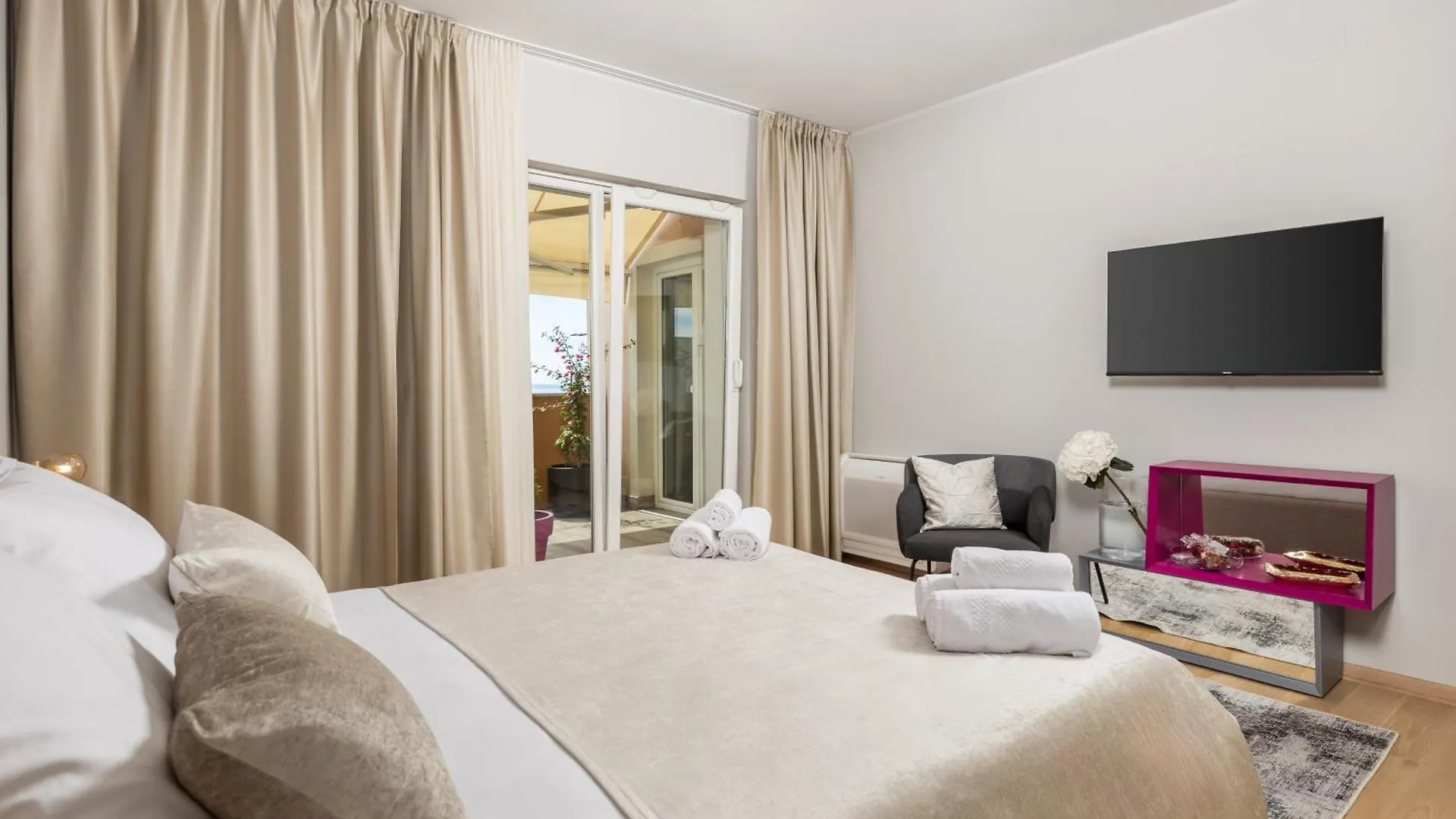 Apartments With A Parking Space Opatija - 23458
